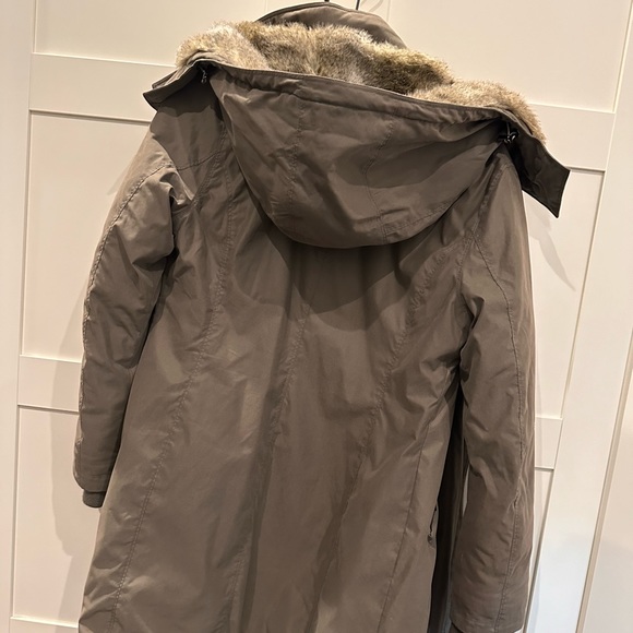 Aritzia Babaton parka coat - Picture 2 of 8